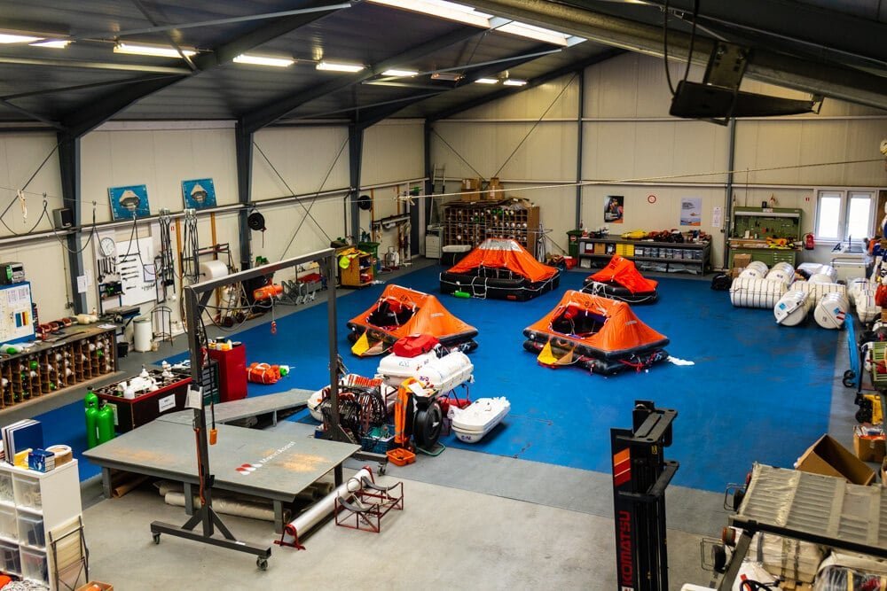 Peerbolte Lifesaving-18